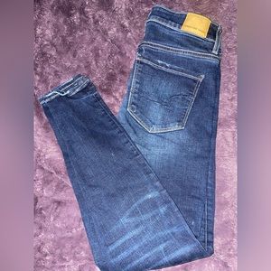 American Eagle Outfitter Skinny Jeans Super Stretch Dark Wash